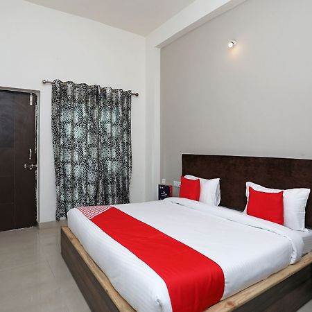 Oyo 10967 Dhola Maru Resort Кота Экстерьер фото